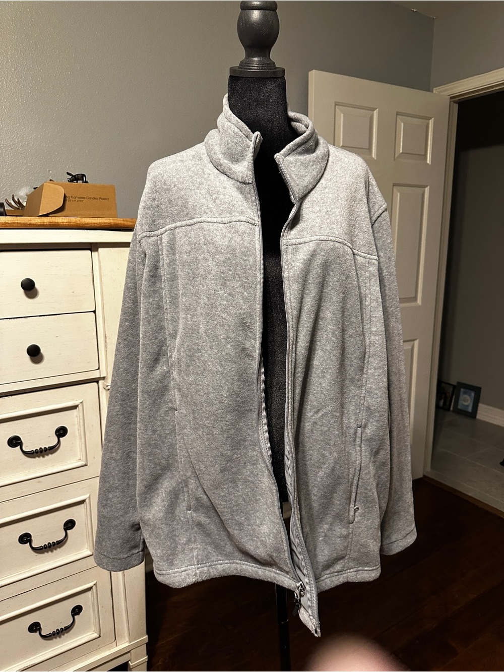 Natural Reflections Light Gray Full-Zip Fleece Jacket